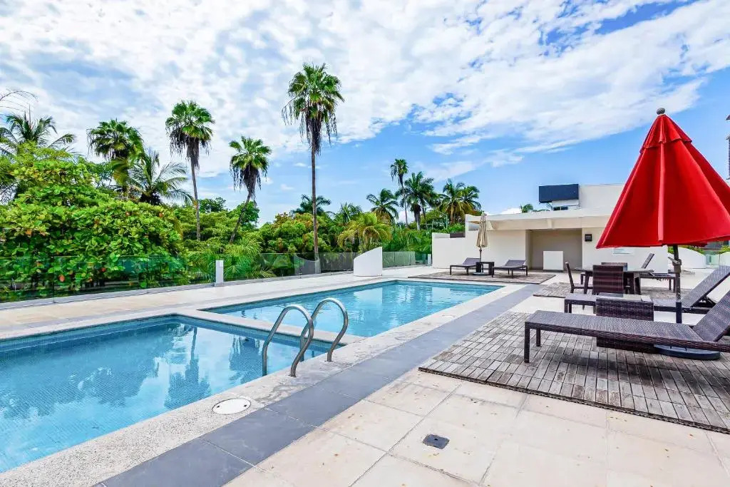 Apartment 3 14 PH502