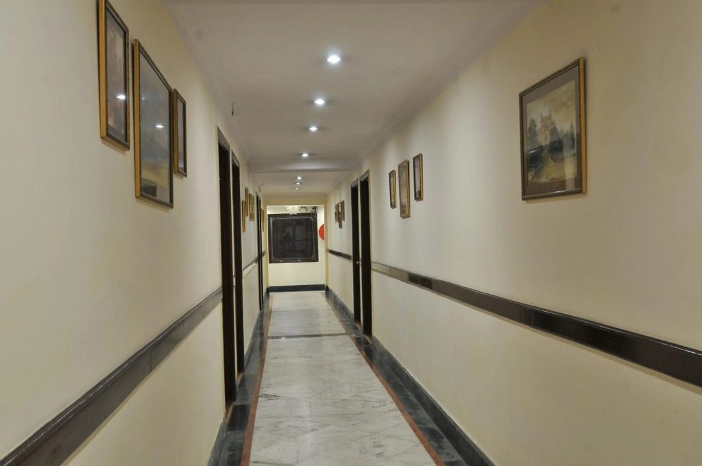 Qutub Residency