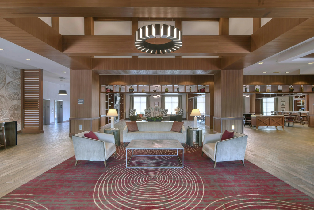 DoubleTree by Hilton Raleigh-Cary