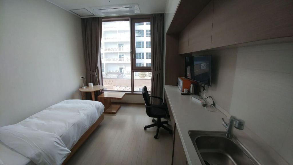 Cplus Residence
