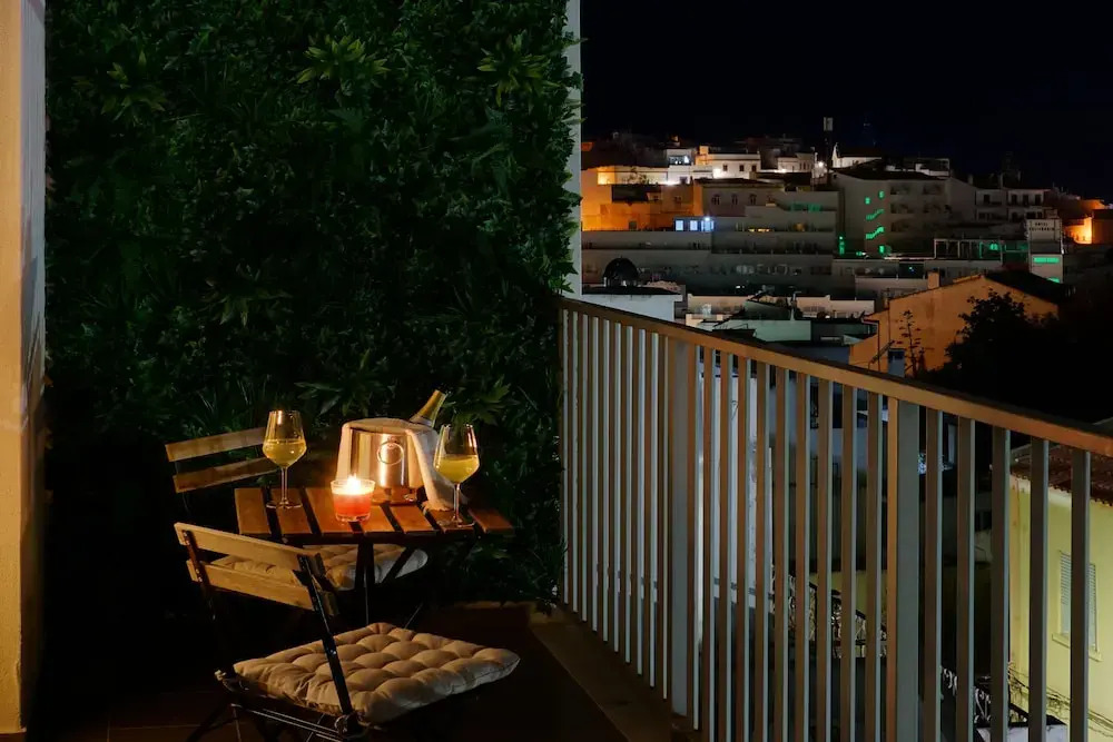 Rooftop Oldtown Residence