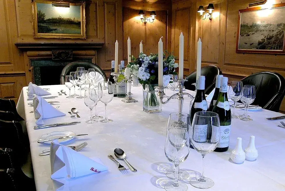 The Red Lion Hotel