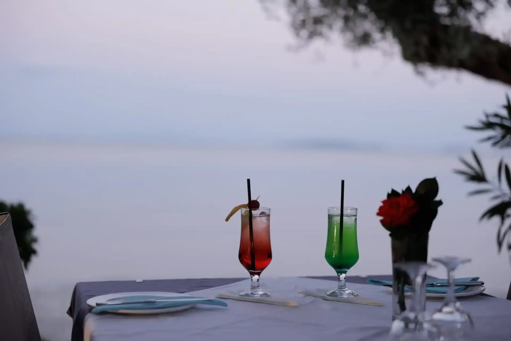 Elea Beach