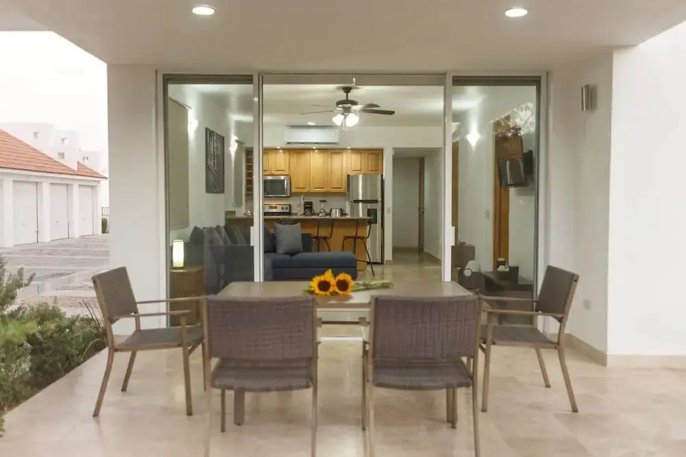 Peninsula 106 2 BR by Casago