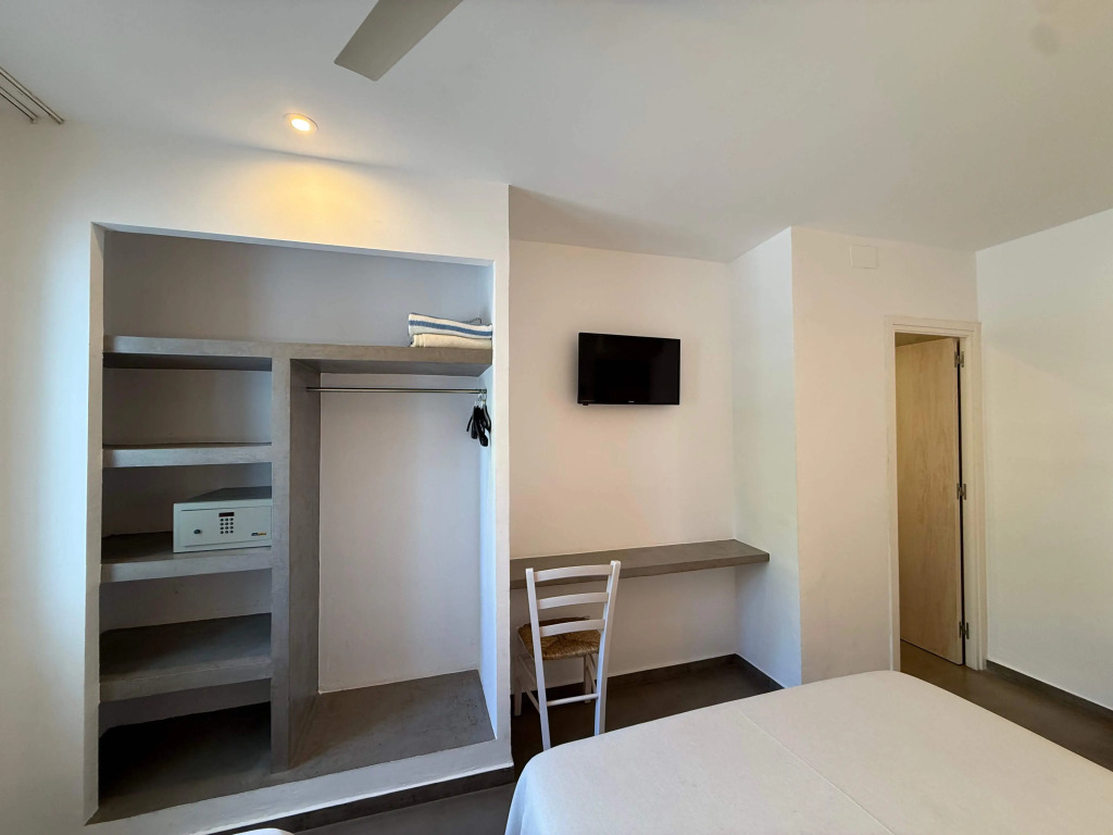 Hostal ROM Familiar