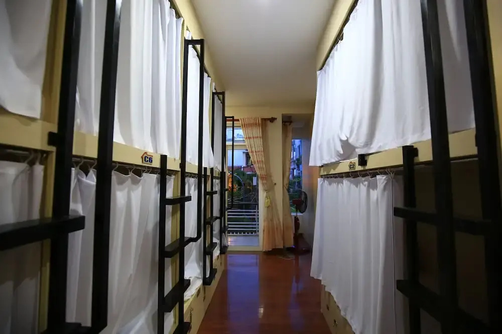 OYO 385 Gia Huy Hotel