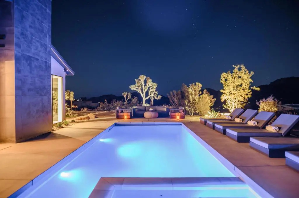 Amaru Muru - Luxury Retreat with Pool/Hot Tub/Yoga