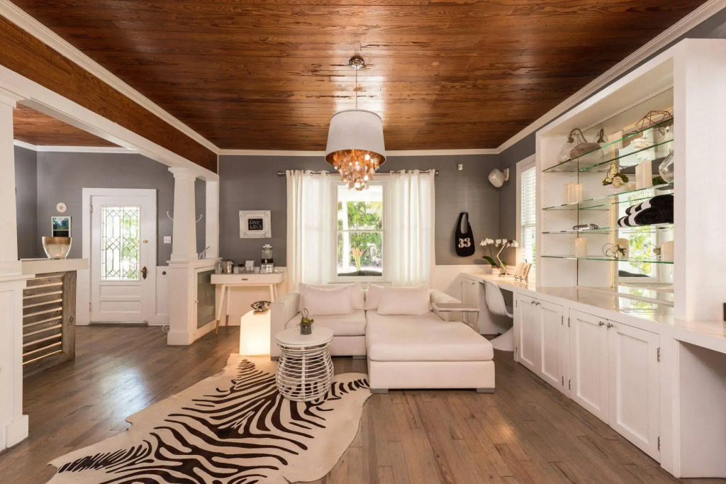 Alexanders Guesthouse-Adult Exclusive, LGBTQ Friendly