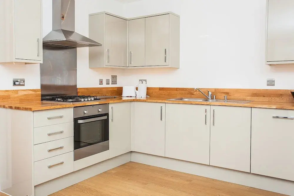 1 Bedroom Flat With Roof Terrace in Central London