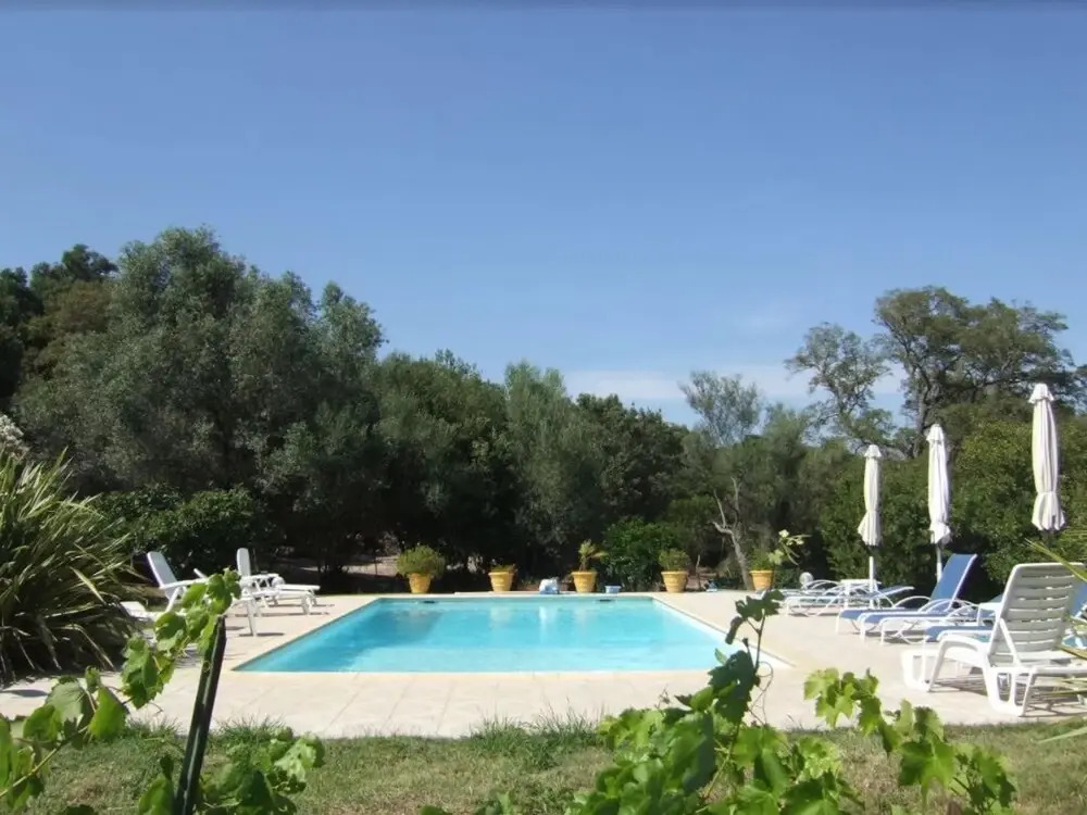 House With one Bedroom in Porto-vecchio, With Pool Access, Furnished T