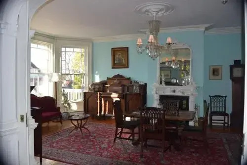 Boscawen Inn