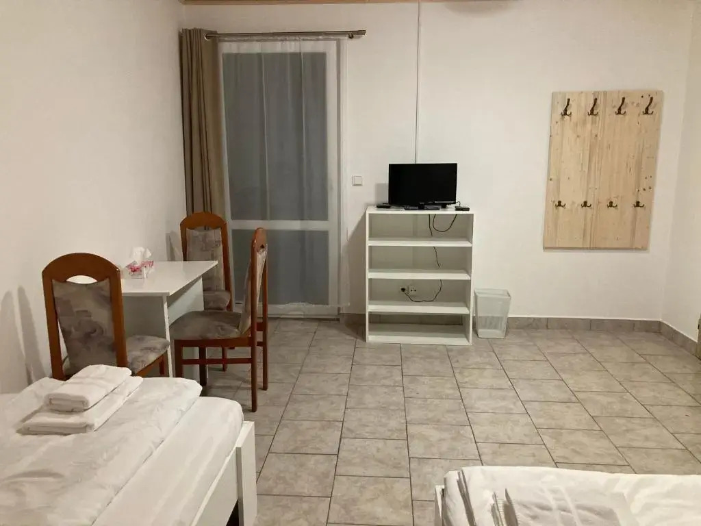 Penzion Pod pecí
