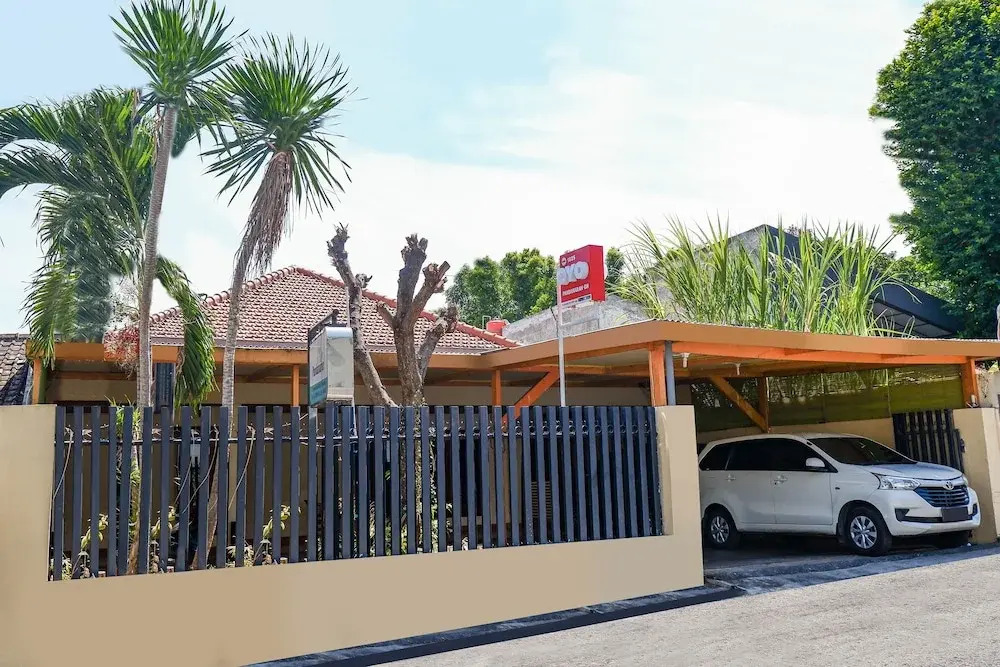 OYO 1625 Pandanaran Guest House