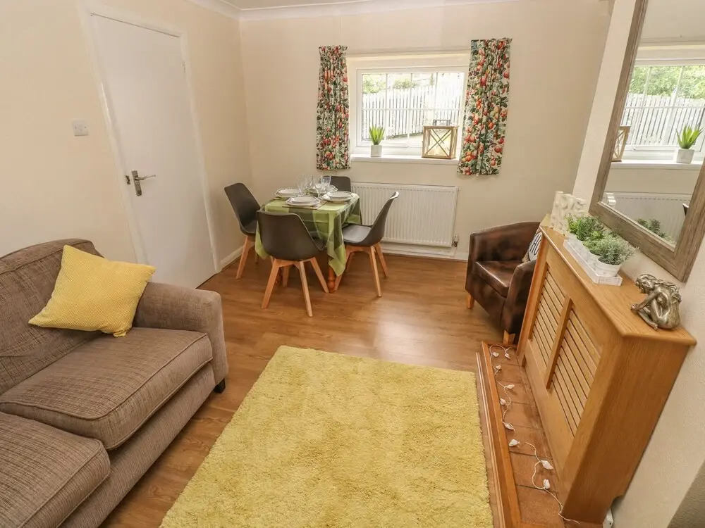 4 Honeyborough Farm Cottages