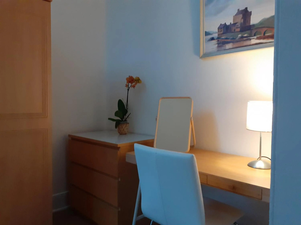 St James Quarter 2 Bed Apartment