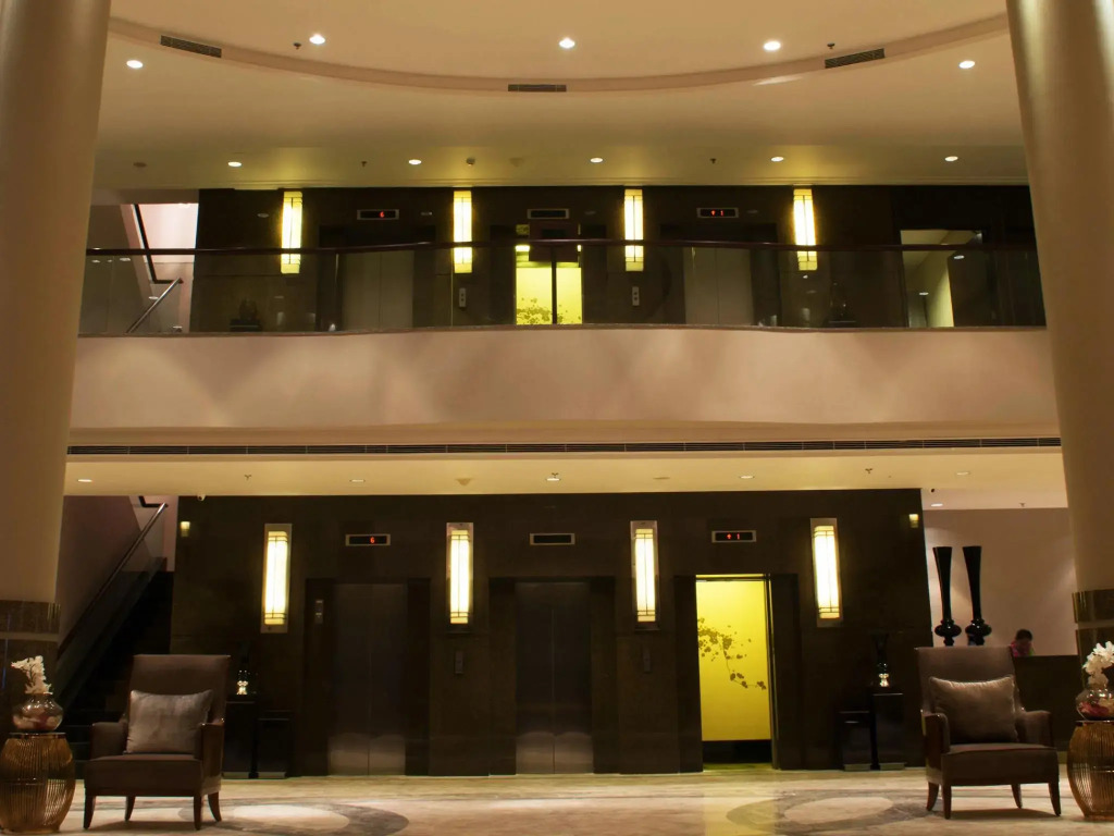 I Hotel Batam