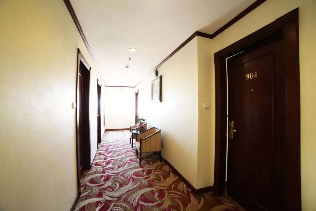 Sunny 3 Hotel