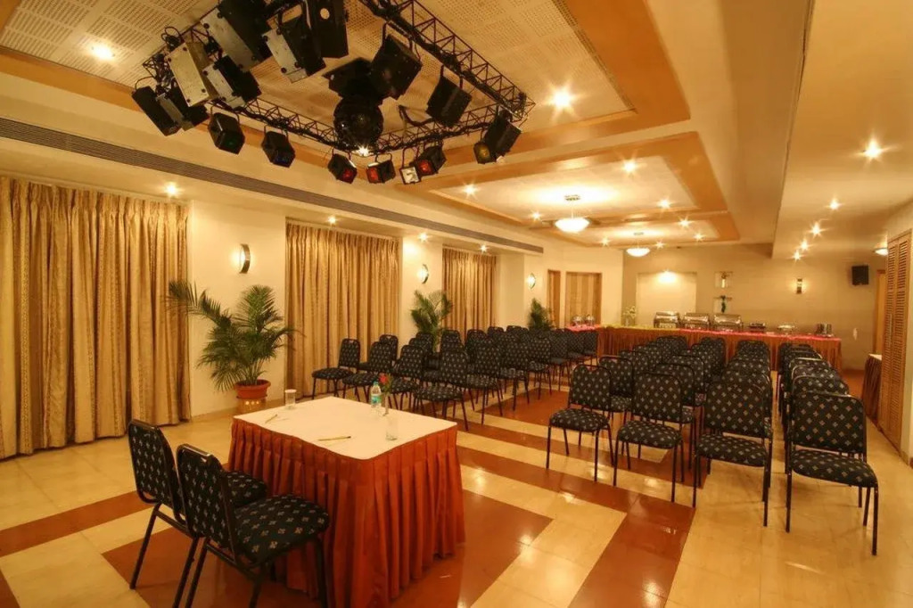 Hotel Suncity Residency