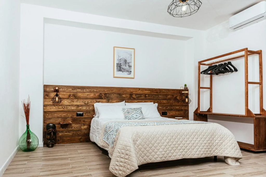 Room Lu Balaru - In Boutique apartment --Stanza Lu Balaru