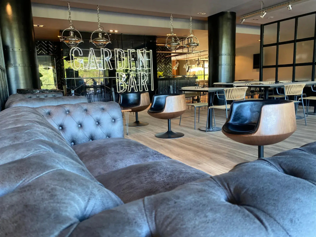 Garden Park Hotel