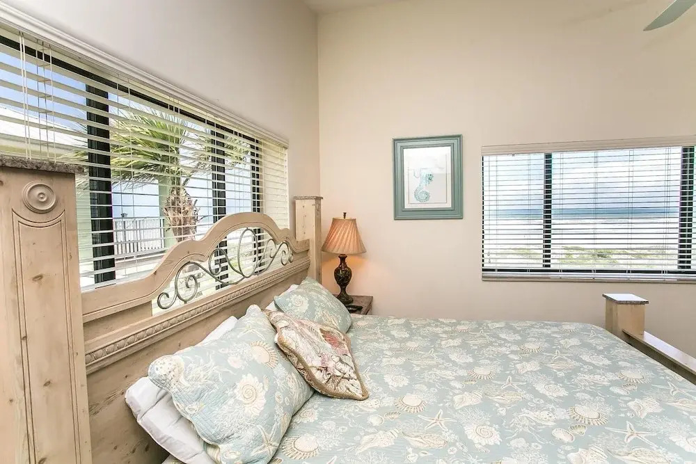 SEA Haven 512 [3/2.5] Free Activities! & Oceanfront Wifi Pool