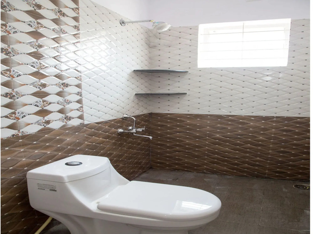 OYO Flagship 9528 Hotel Midas Casita