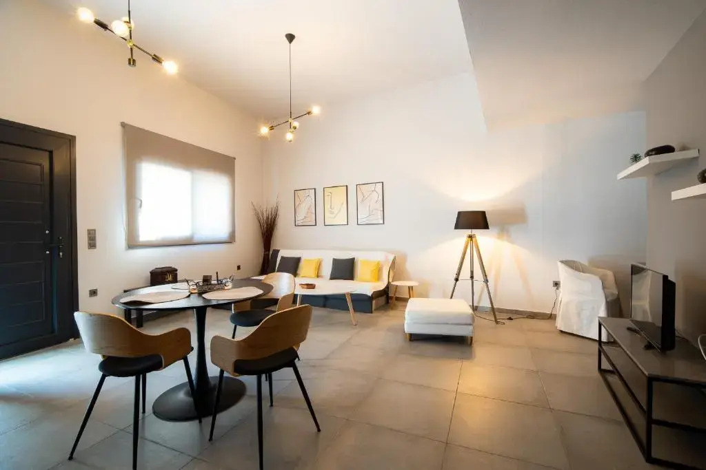 Onar House