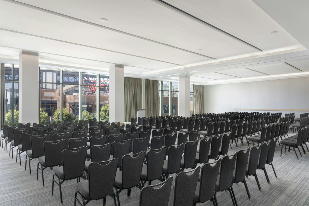 Loews Arlington Hotel