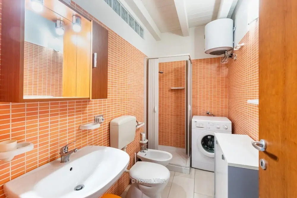 Casa Orange in Noto With 1 Bedrooms and 1 Bathrooms