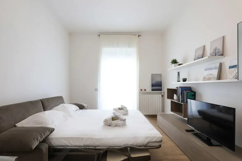 Suitelowcost Sforza