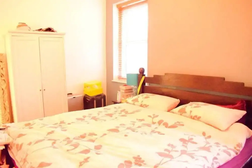 1 Bedroom Flat in Stamford Hill Accommodates 4