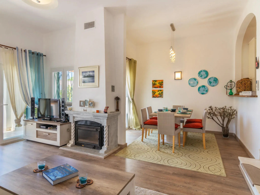 Holiday Home Roberts by Interhome