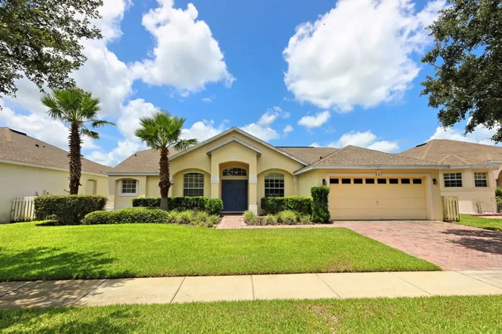 Highlands Reserve Golf & Country Club - 321 Birkdale Street