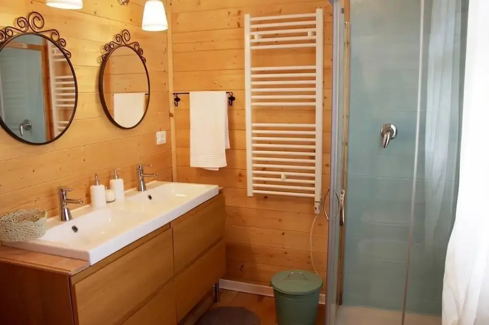 Evolution Wood Accommodation