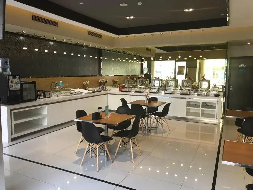 Jinjiang Inn Tianjin Binhai New District North Center Road