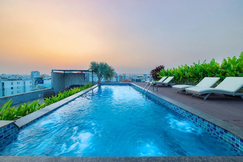 DHTS Business Hotel & Apartment