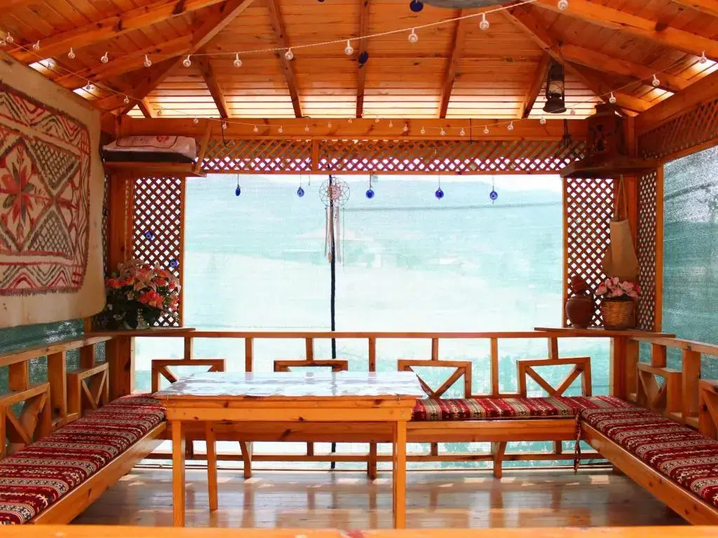 Sahan Apart ve Bungalov