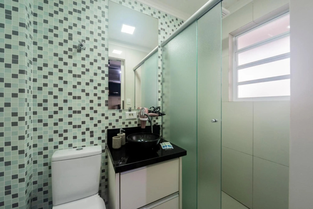 Lindo Apartamento frente para praia, Wi-Fi, estacionamento gratuito