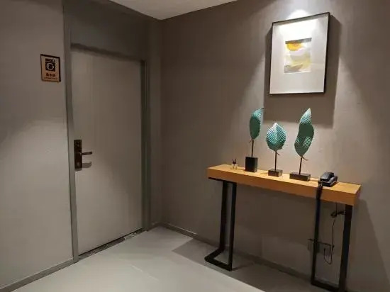 Homeinn Selected Hotel (Shijiazhuang Tiedao University Yitang Subway Station)