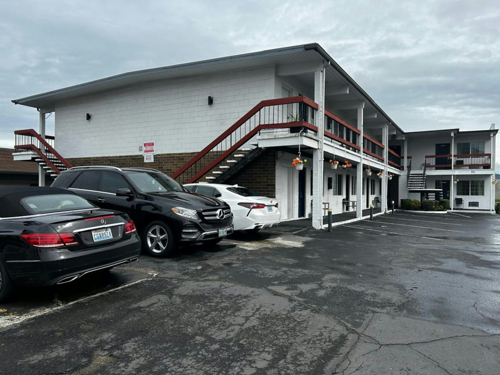 Travelers Inn by OYO Longview Kelso
