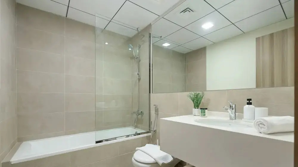 2BR w Canal & Burj View Near Dubai Mall