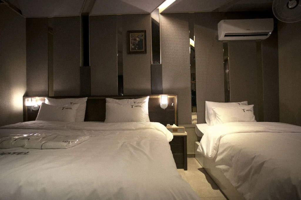 Grandis Hotel Munhyeon