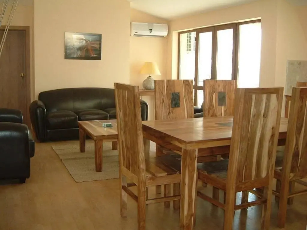 Balchik English House