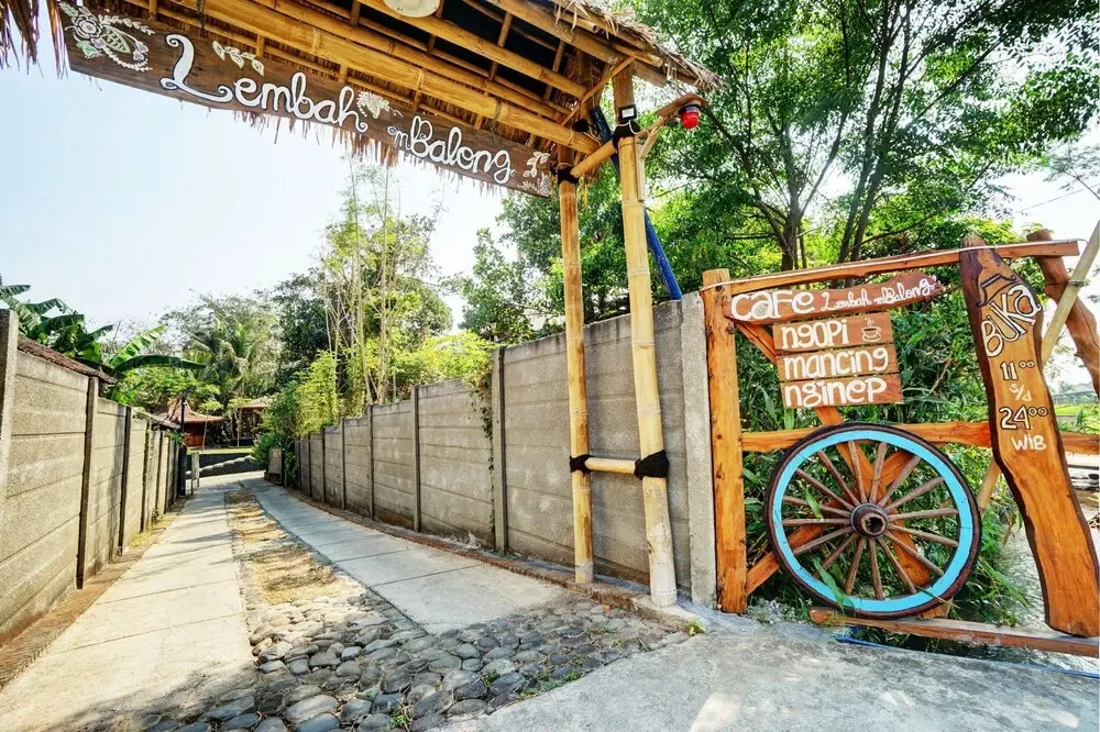 Capital O 93238 Lembah Mbalong Resort