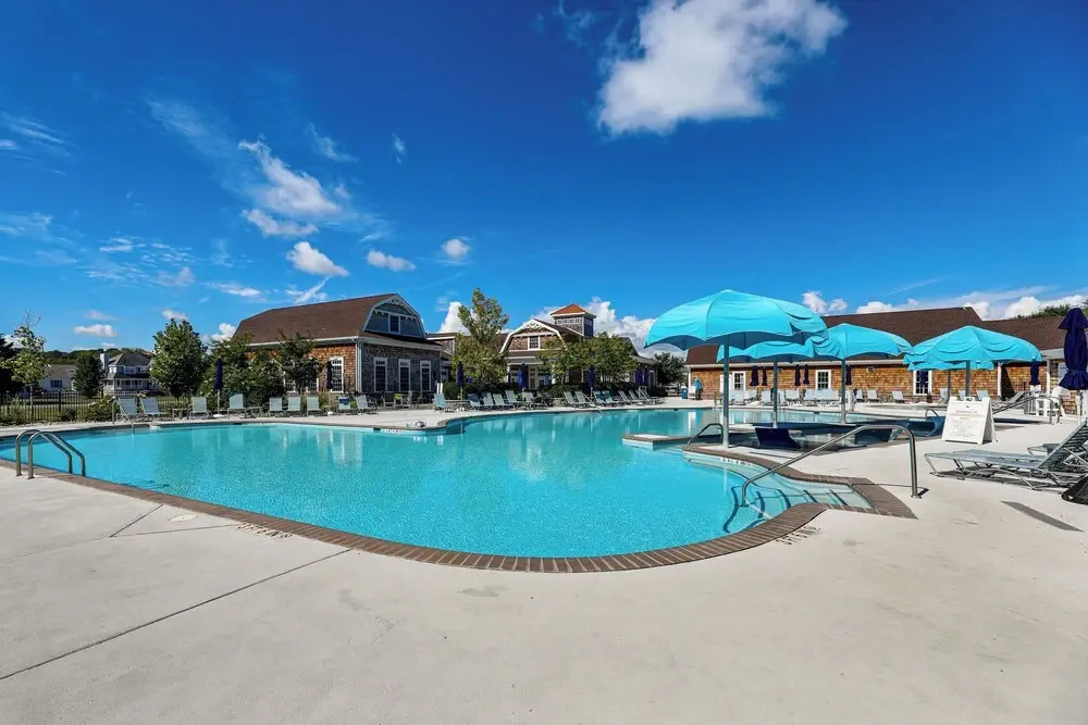 Spacious Townhome 2 Mi to Bethany Beach Boardwalk