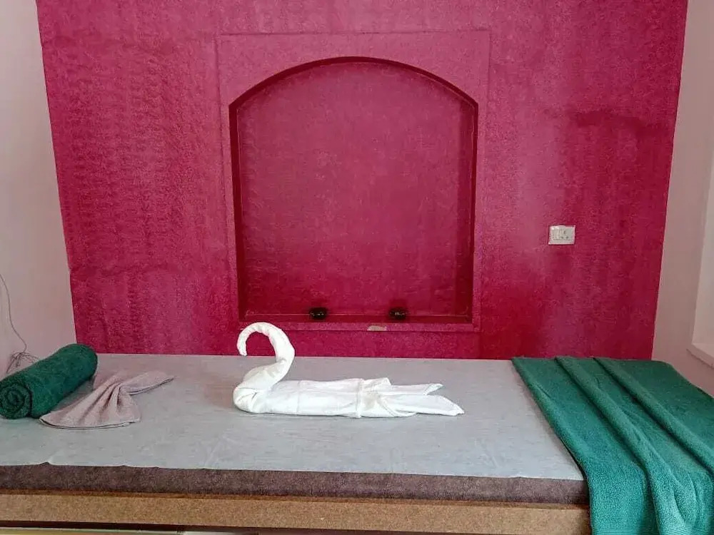 Keshav Resort
