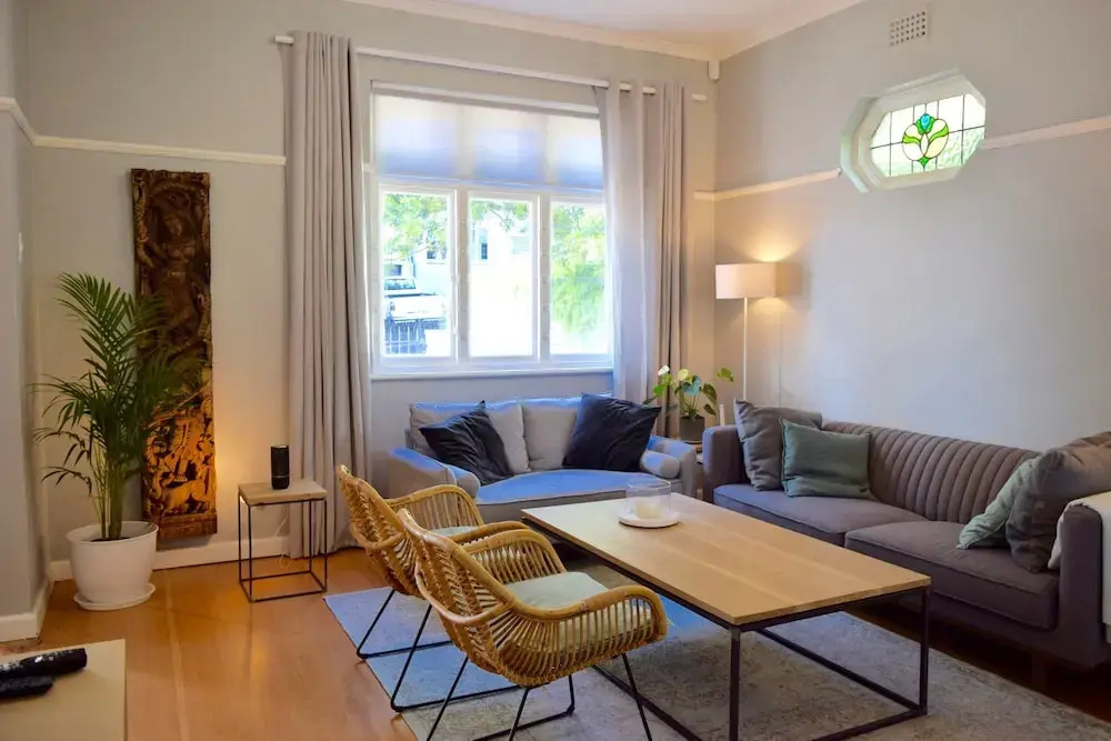 2 Bedroom House With Garden