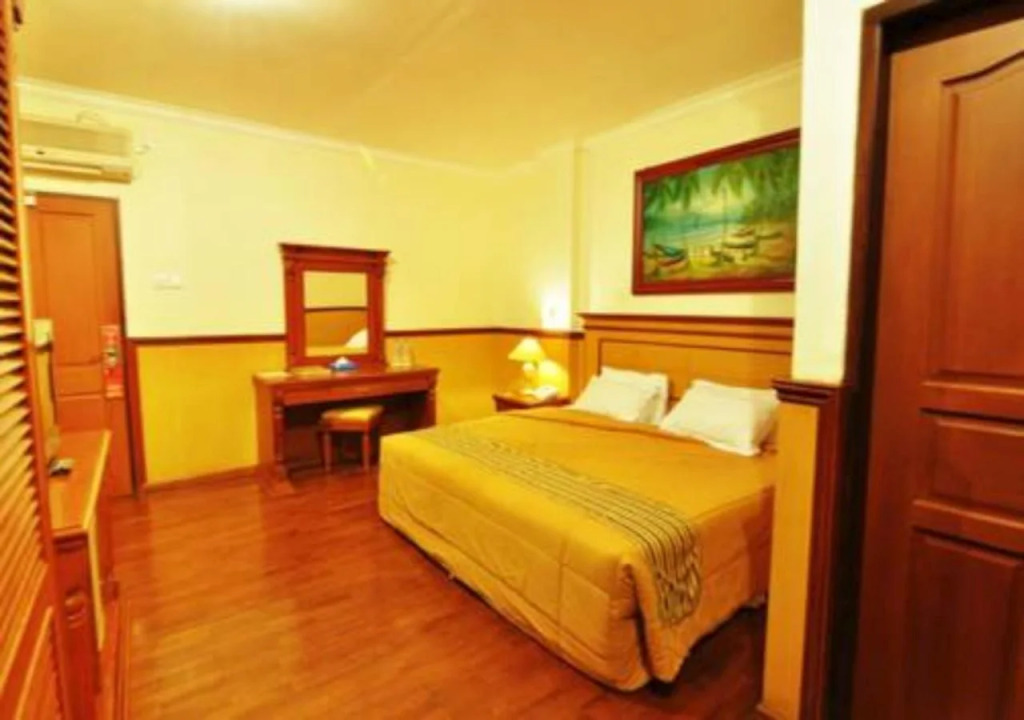 Sylvia Hotel Maumere