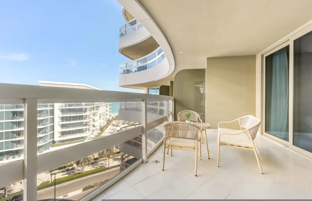 Silkhaus 1BR Maid Saadiyat Beach Access
