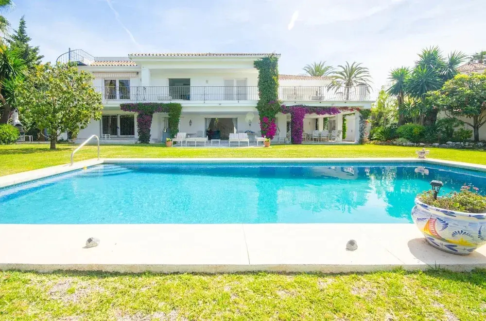 Villa Shayna
